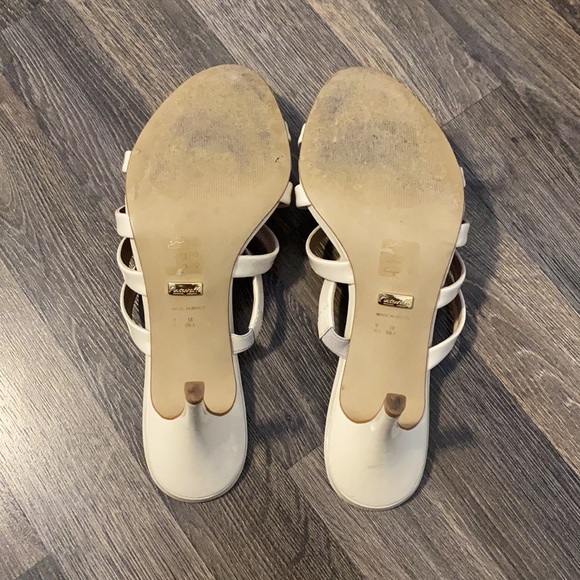 L’Intervalle Nude Heels - Picture 4 of 4